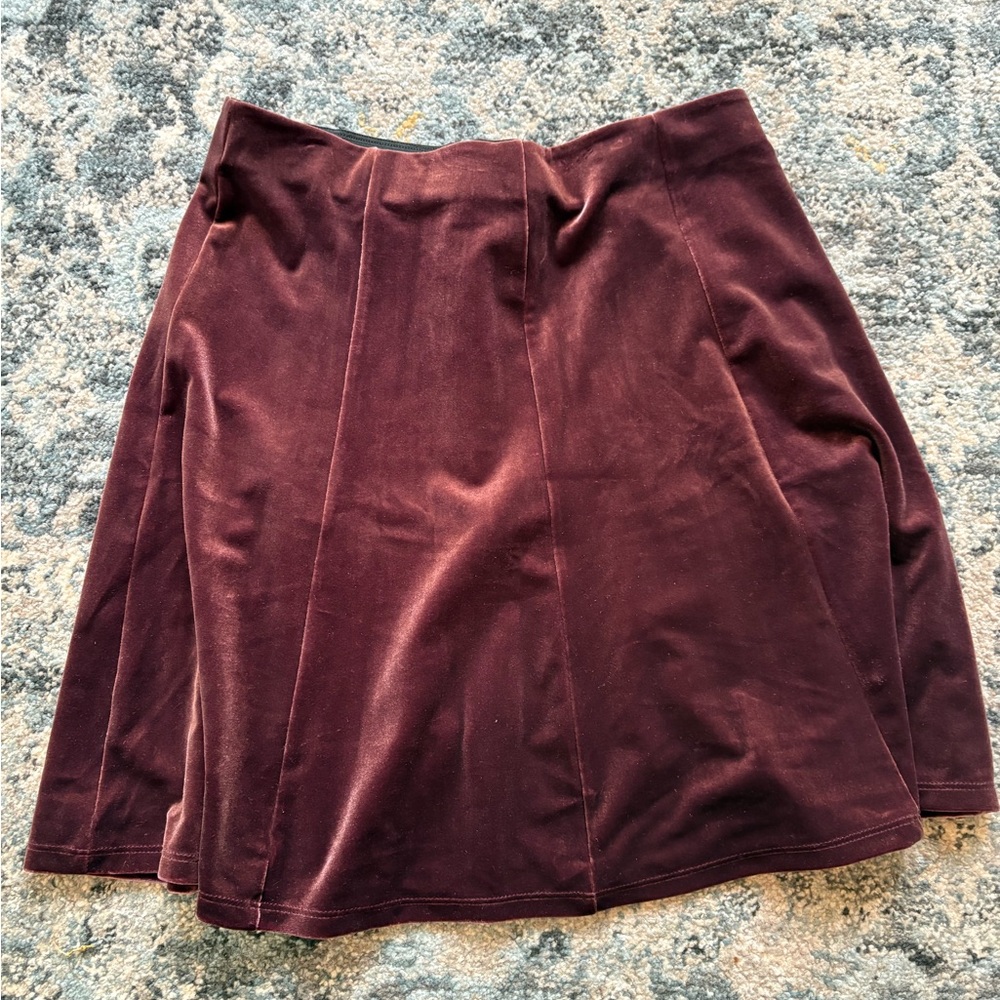 GAP Factory Velvet A-Line Skirt in Rich Burgundy